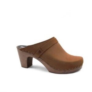 Sandgrens Brown Leather Women's Clogs